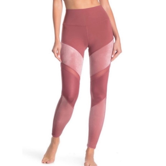 ALO Yoga Pants - Alo leggings